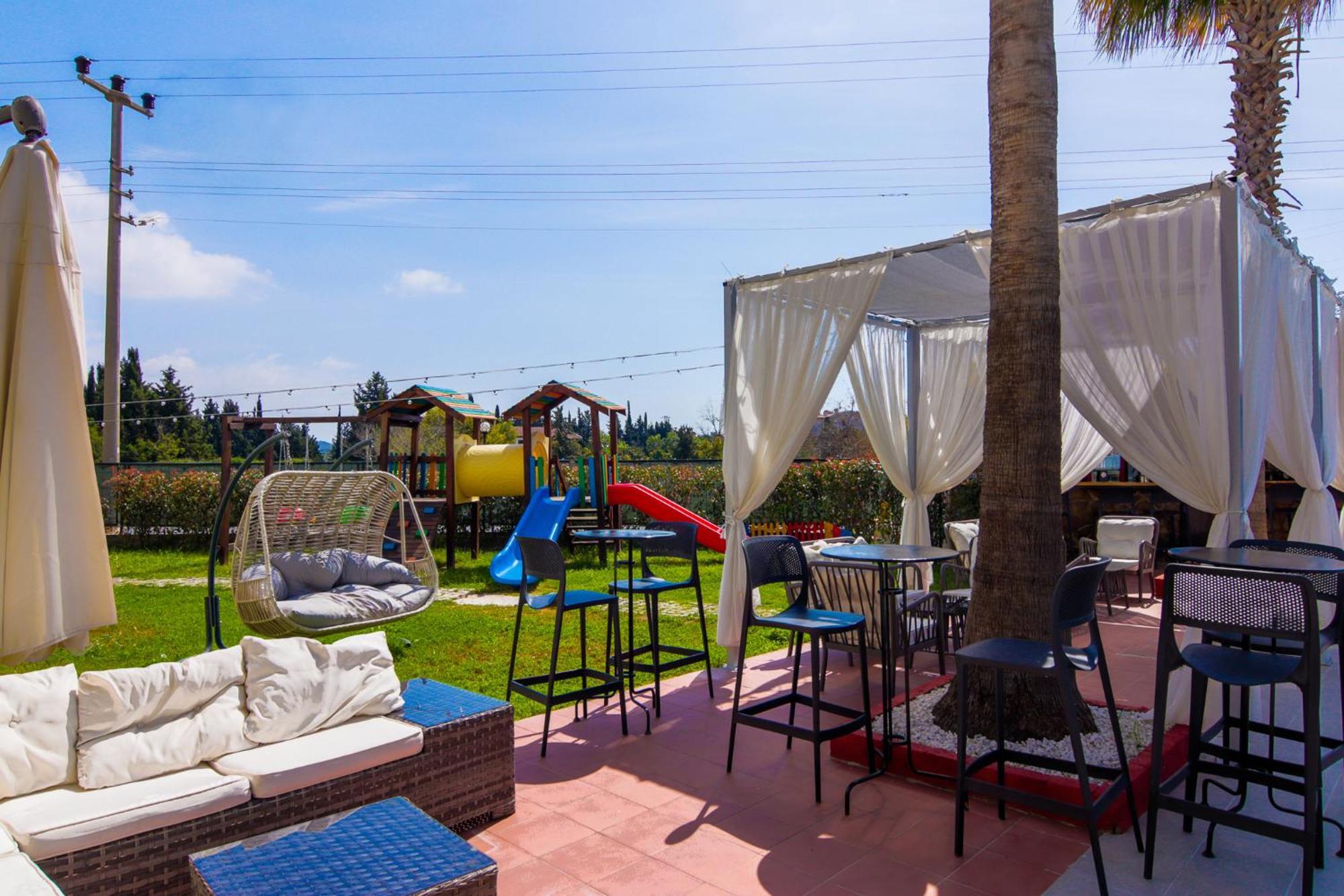 New Garden Hotel Sidé Extérieur photo